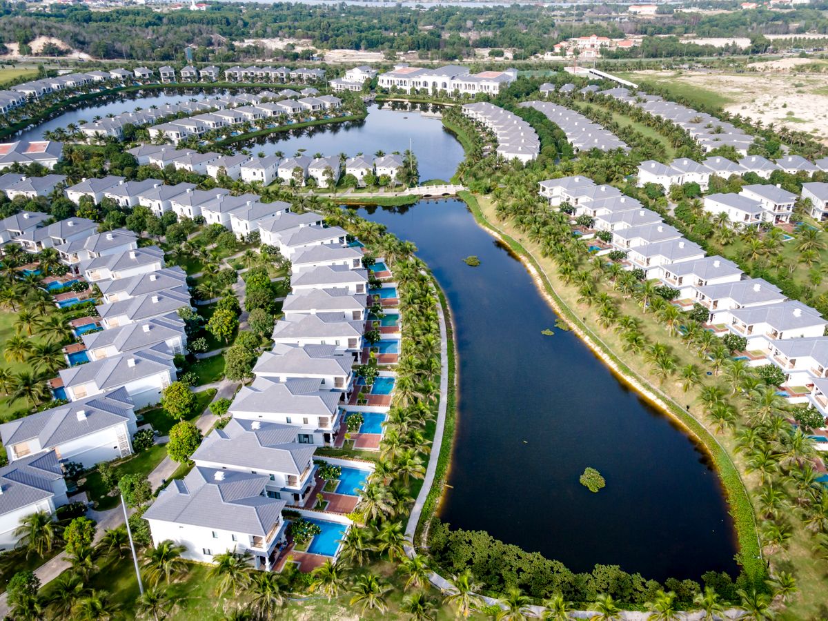 HOA & Community Inspection Report